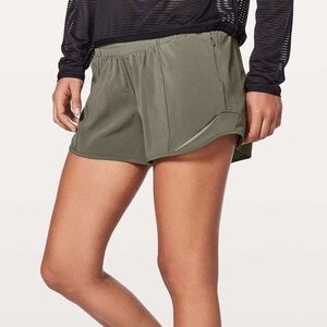 Lululemon Hotty Hot Short II *Tall*